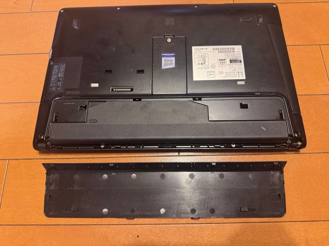 LIFEBOOK S938/S i5-8250U RAM8G ジャンク