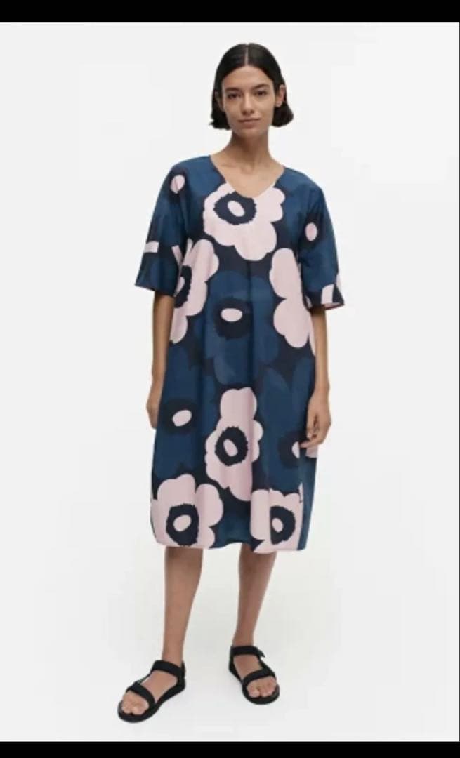 ✨近年✨marimekko Unikkoワンピース 半袖