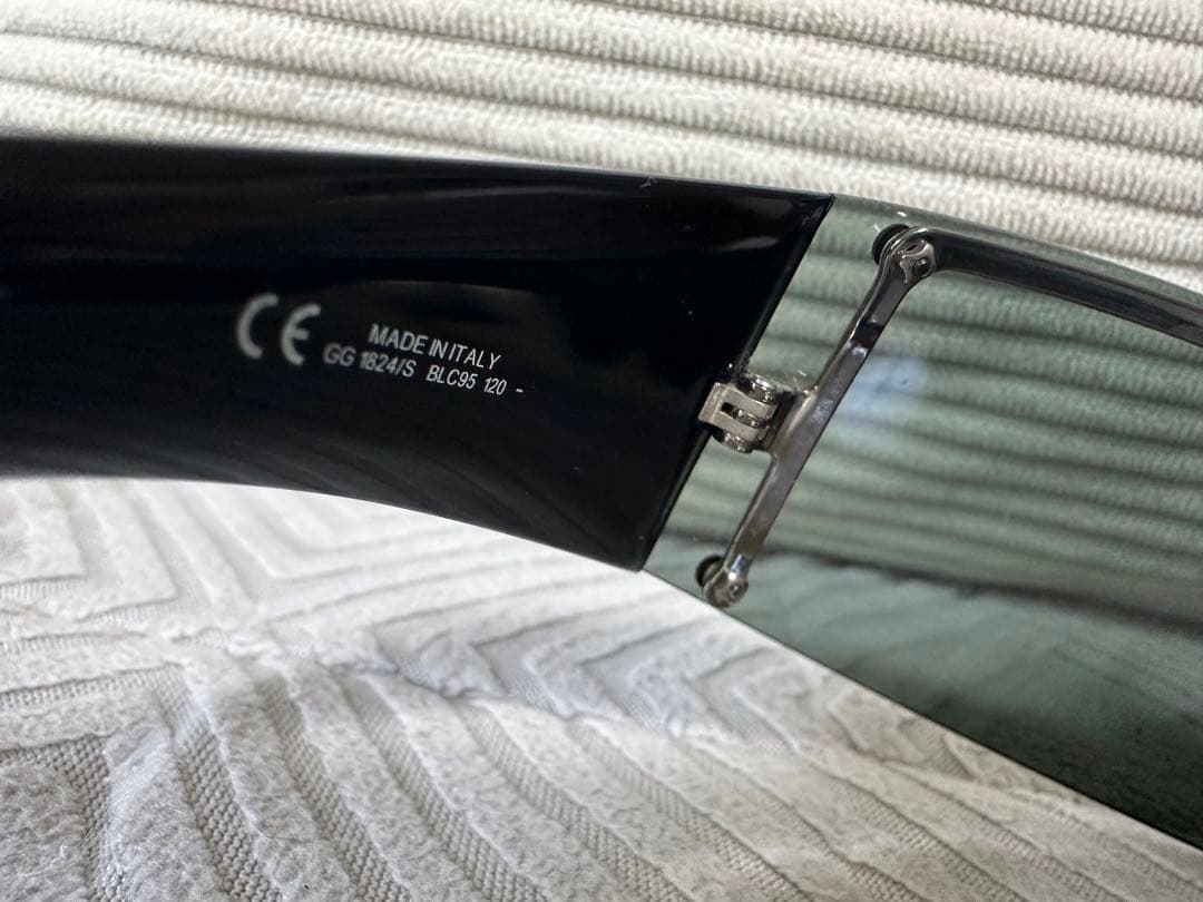 美品 GUCCI サングラス GG柄 ブラックスポーツ ユニセックス