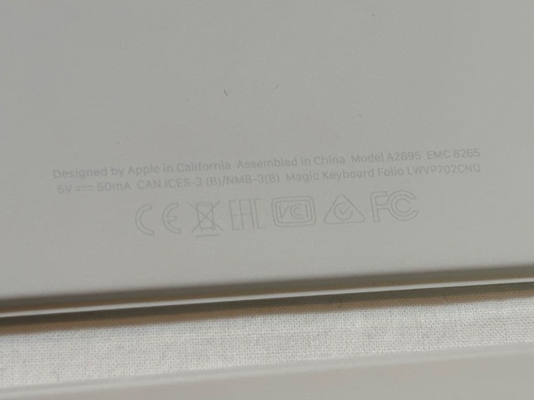 Apple キーボード A2695 iPad Magic Keyboard