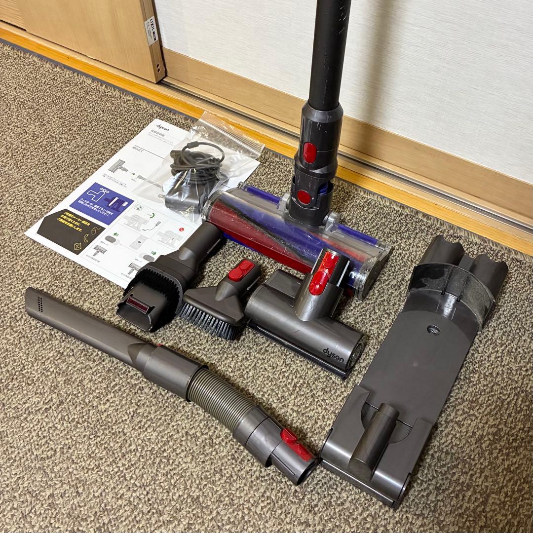 ダイソン コードレス掃除機 【中古】 dyson SV10 サイクロン掃除機