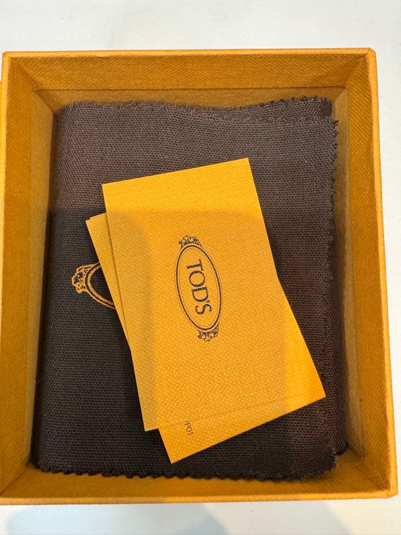 TOD'S ネイビー 三つ折り財布