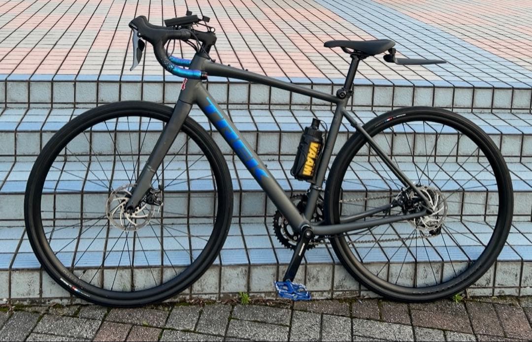 そらまめん　TREK domane al2 gen4 2025 【美品】