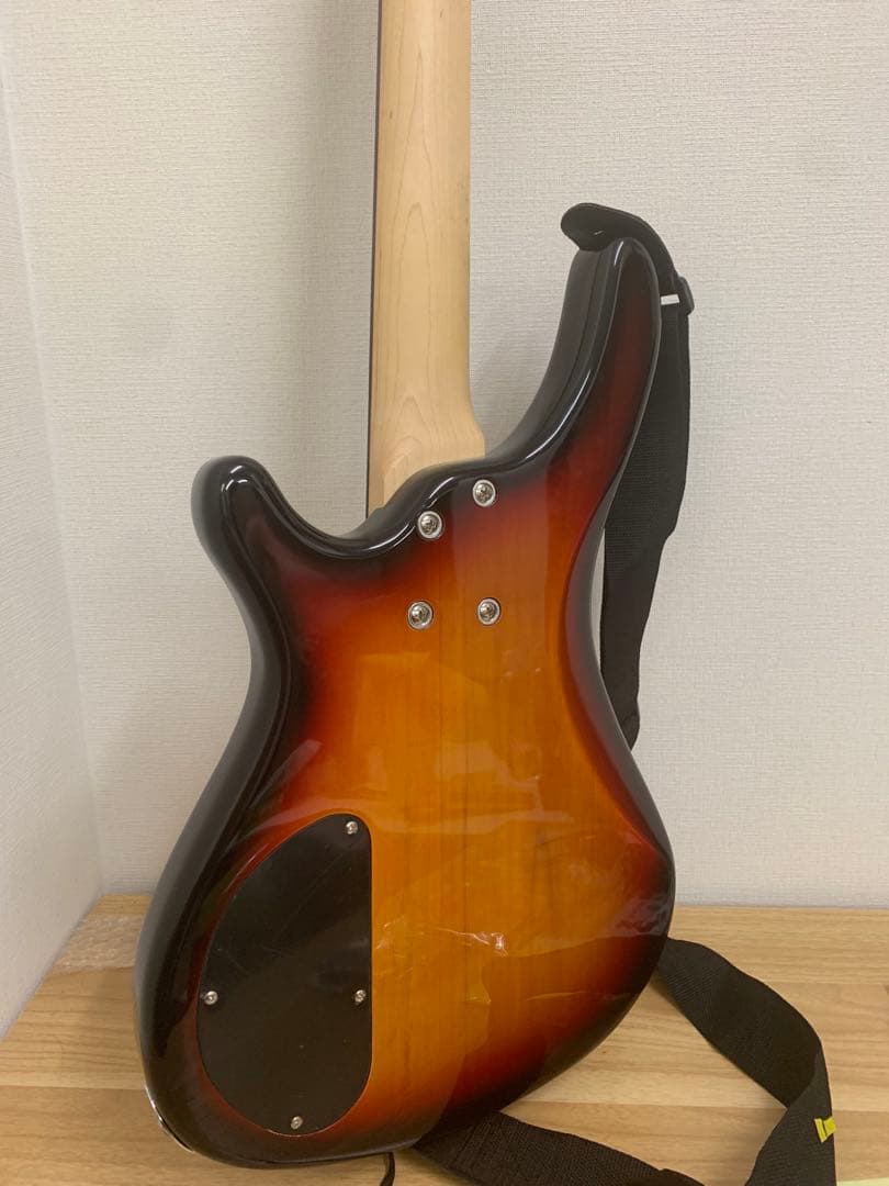Selva（セルバ）ベースギター