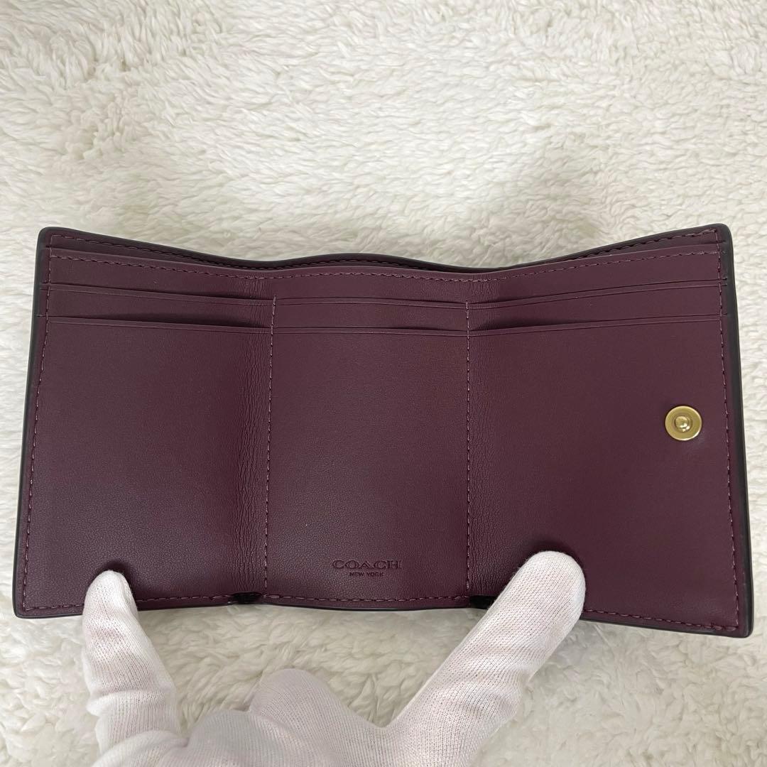 美品coach コーチ ミニトライフォールド 三つ折り 財布 レザー ボルドー