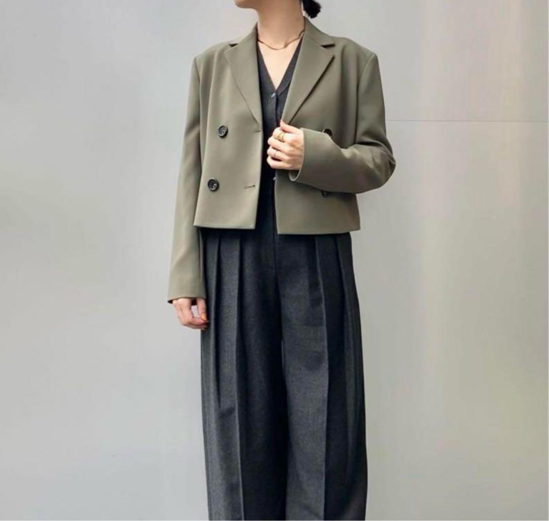 【極美品】セオリー クロップドダブルジャケット ショート XL 23AW カーキ