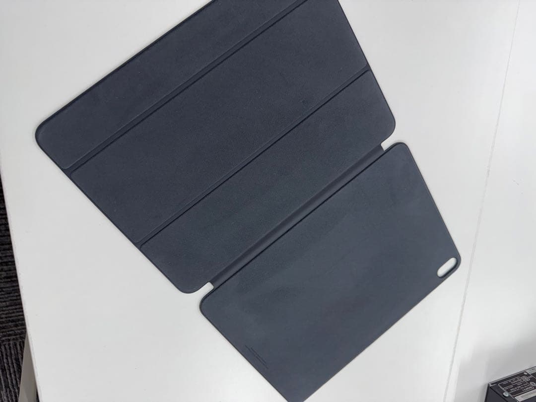 純正　iPad Air 11インチ用　Smart Folio チャコールグレー