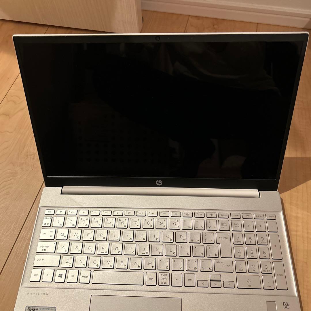 H*u様 美品　HP Pavilion 15 Core i3 IPSパネル