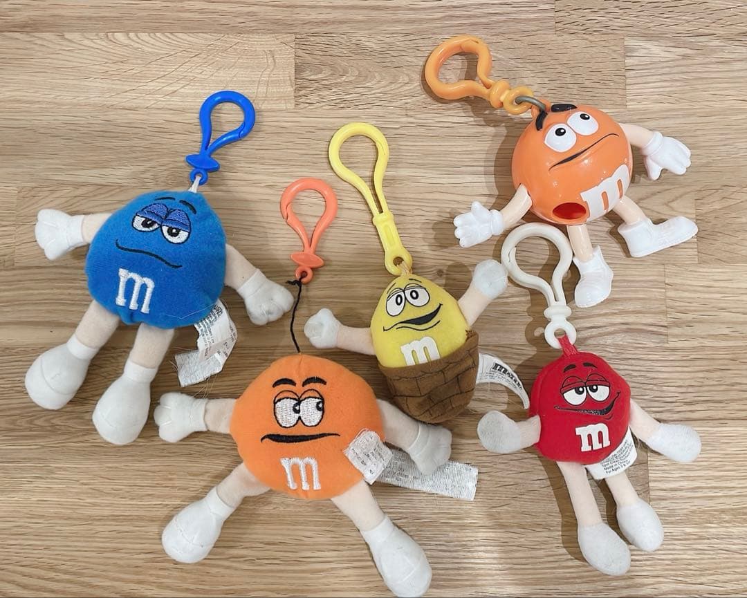 m&m's エムアンドエムズ　ディスペンサー・フィギュア・ラジオ　希少品