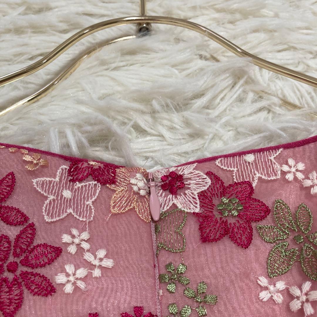 《美品》 TOCCA お花刺繍ワンピース ピンク 2 可愛い フレア お呼ばれ