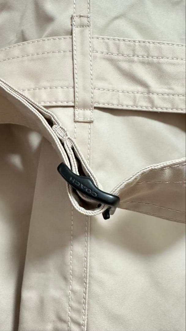 COACHベージュ ダブルブレスト トレンチコート
