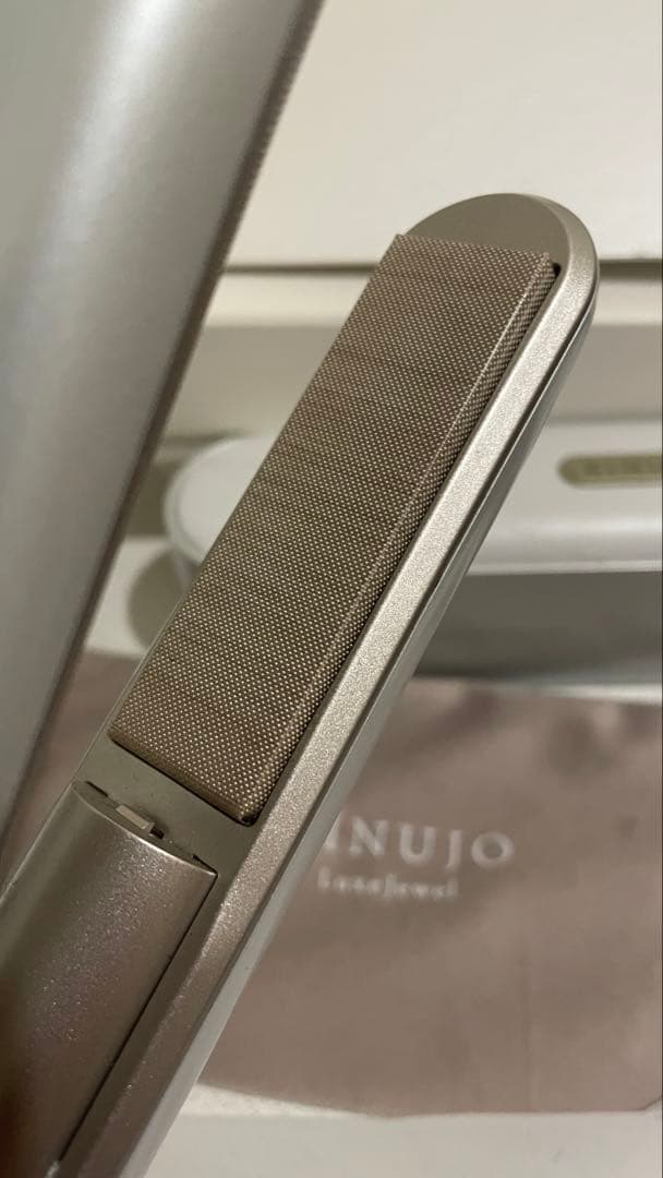 KINUJO LuxeJewel コードレスストレートアイロン