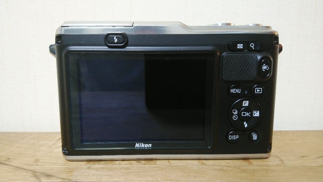 Nikon 1 AW1 ボディ　ジャンク