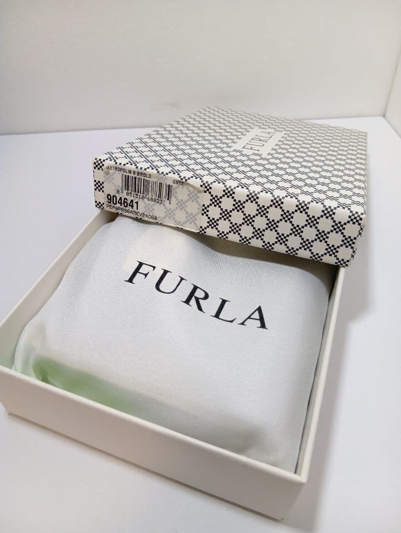 FURLA フルラ METROPOLIS　財布 904641　ONYX ブラック