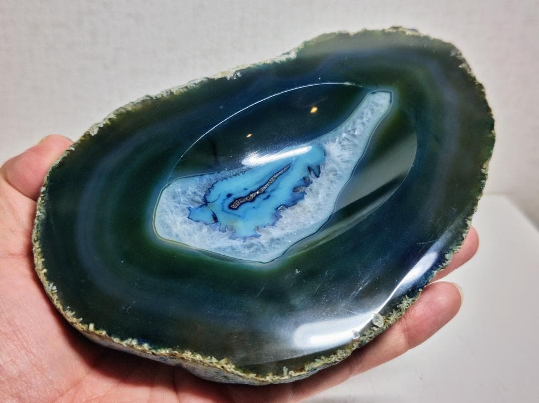 瑪瑙 676g メノウ アゲート 原石 鑑賞石 自然石 鉱物 誕生石 水石