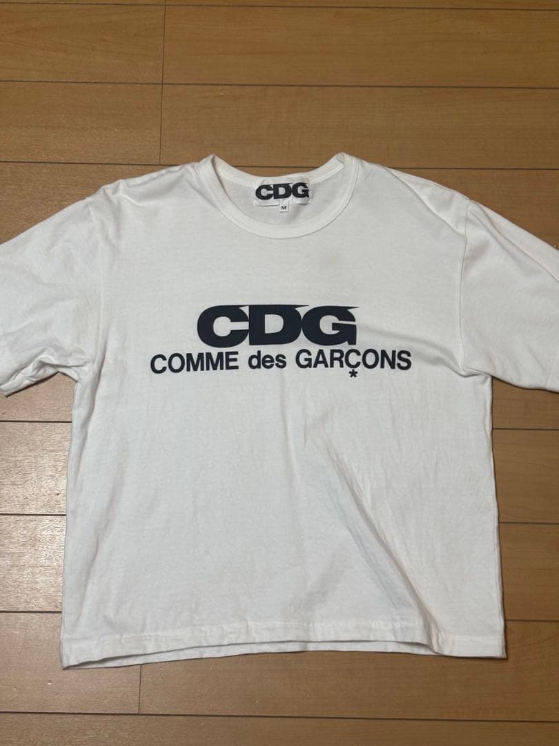 CDG コムデギャルソン　白Tシャツ