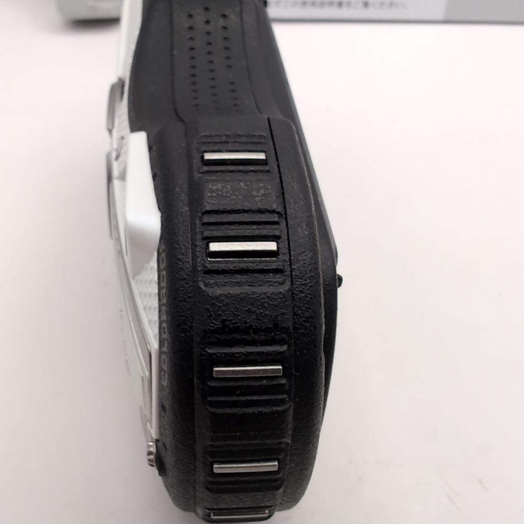 美品　RICOH WG-4 シルバー デジタルカメラ