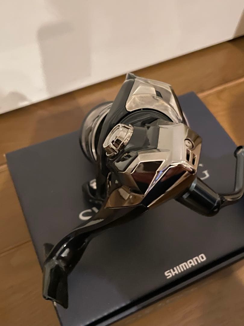 SHIMANO STRADIC SW4000XG スピニングリール