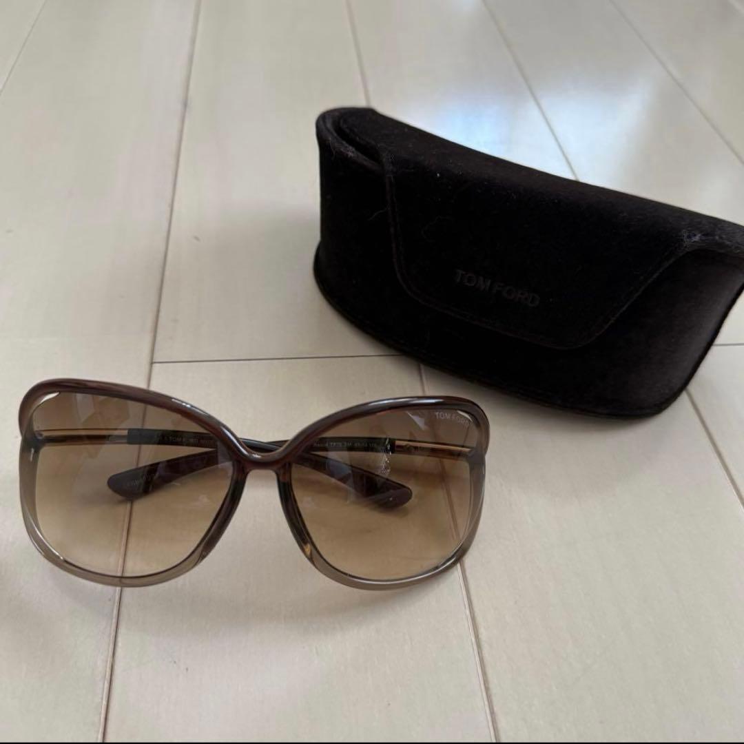 キ*ヨ様 TOMFORD グラデーション オーバーサイズ サングラス バタフライ