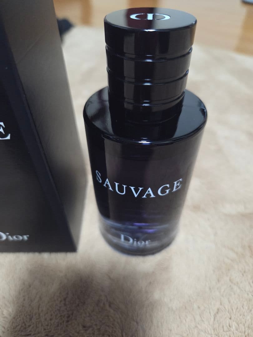 Dior ディオール ソヴァージュ オードゥ トワレ　100mL