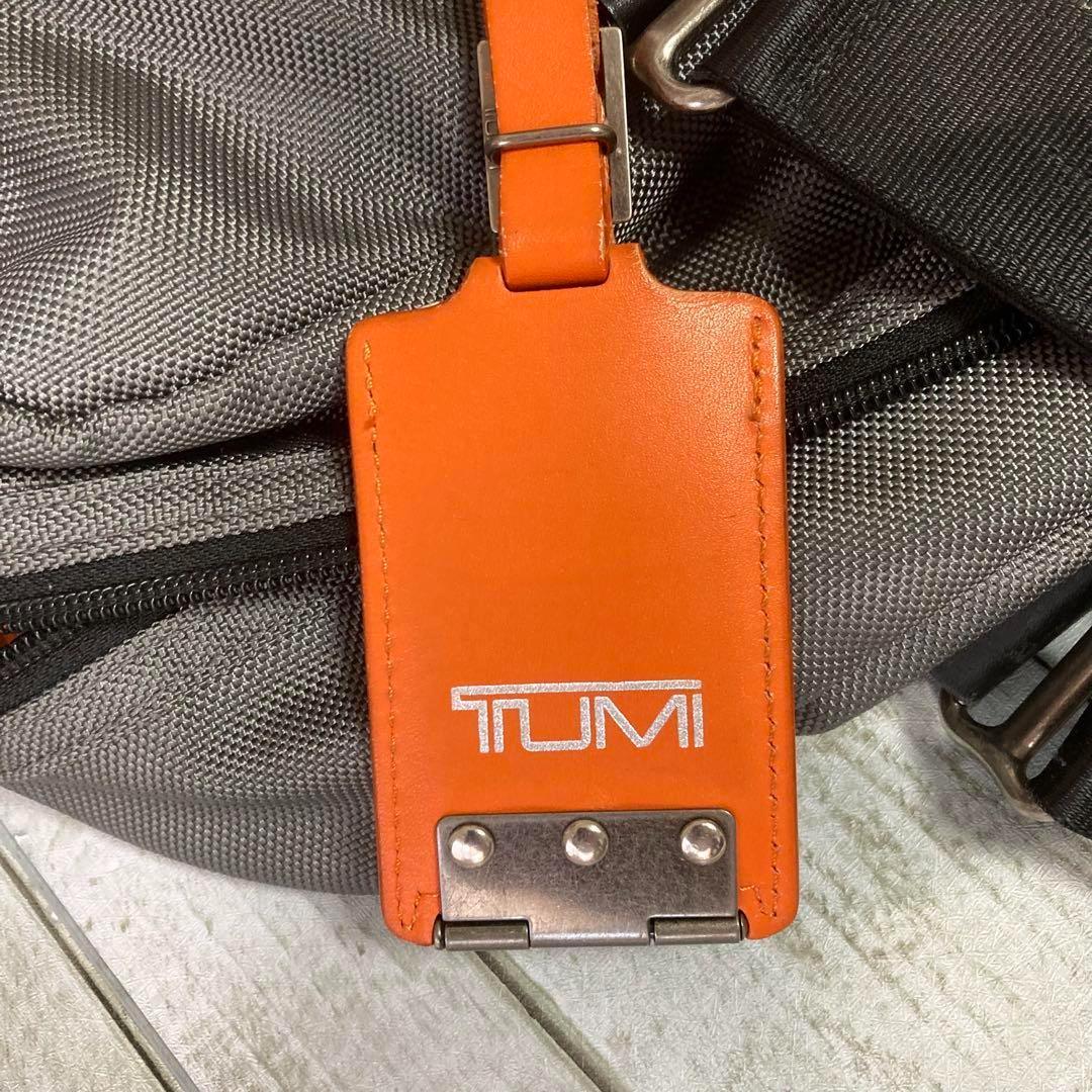 トゥミ　TUMI　ボストンバッグ　オレンジ　ネームタグ　ビジネス　2way