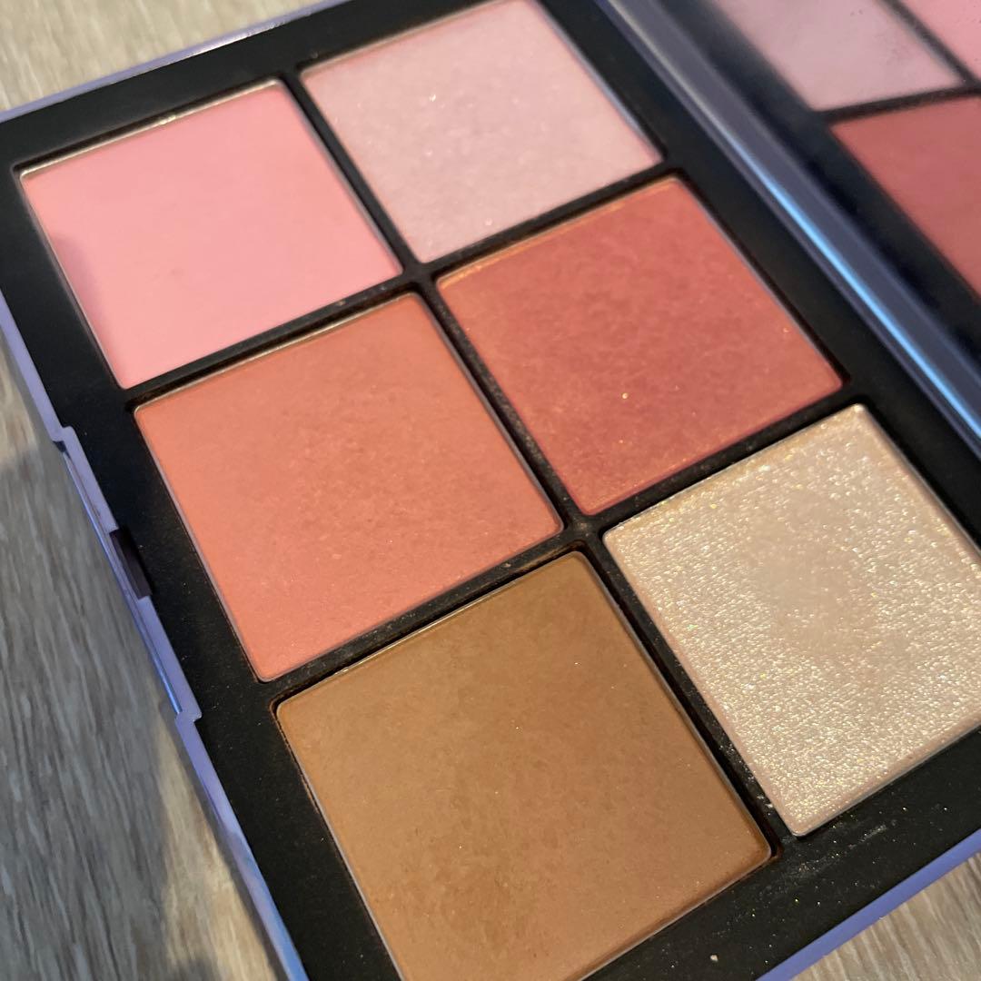 NARS エシリアル オーラ ブラッシュパレット ライトスピード 数回使用