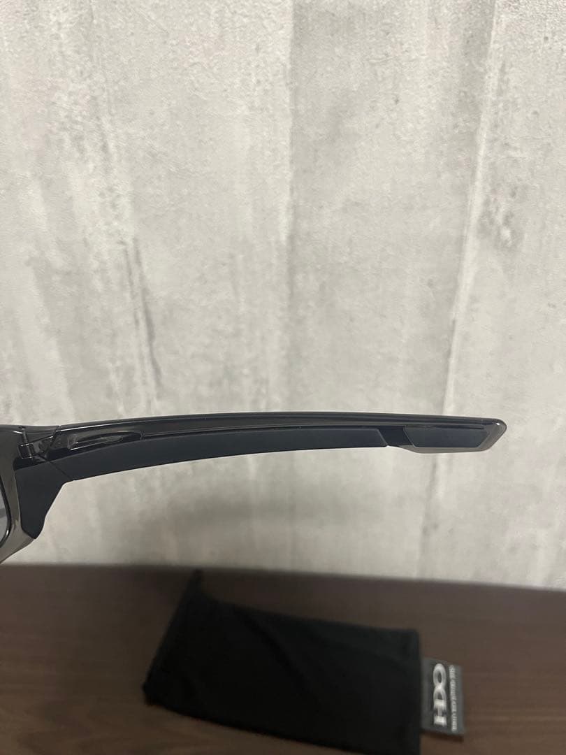 [美品] Oakley ストレートリンク　スモークグレー