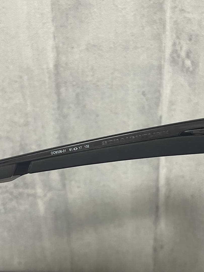 [美品] Oakley ストレートリンク　スモークグレー