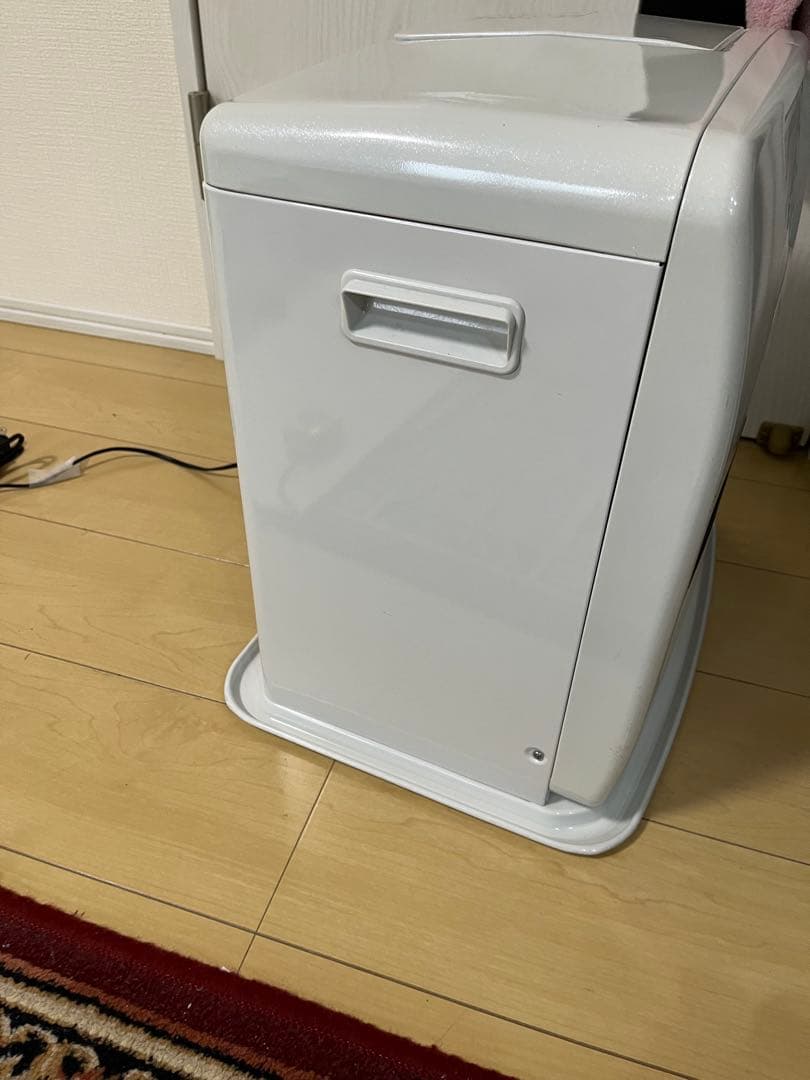 コロナ製の石油ファンヒーター「FH-ST3614BY」