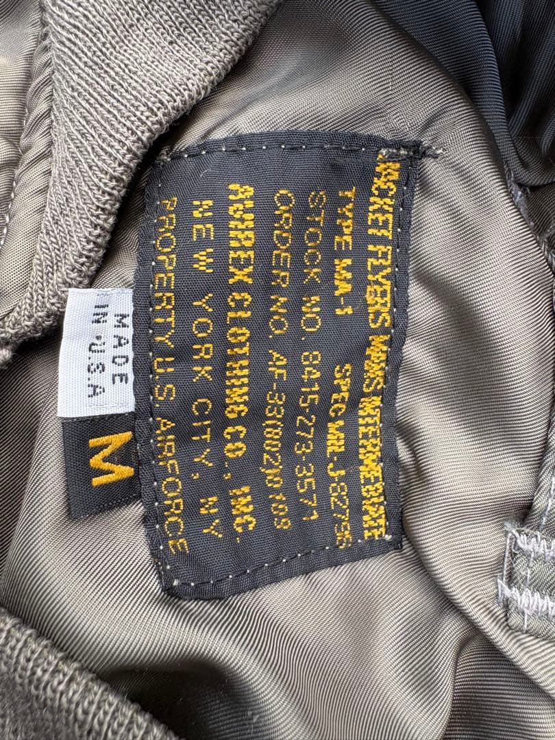 80s MA-1 USA製　フライジャケット　 us army 短丈AVIREX