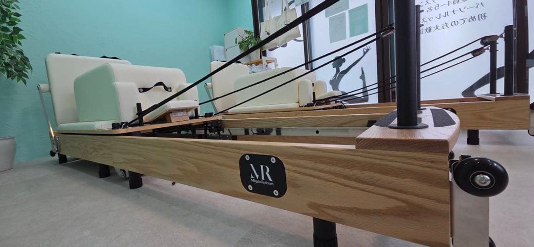 【極美品】Miyabi Pilates 折り畳み式リフォーマーピラティスマシン