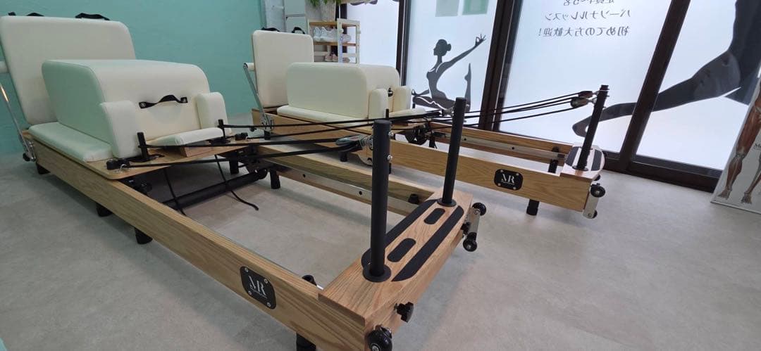【極美品】Miyabi Pilates 折り畳み式リフォーマーピラティスマシン