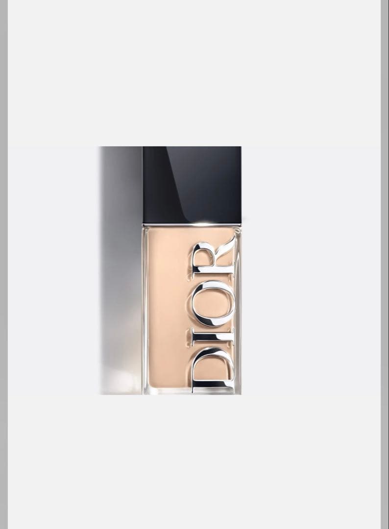Dior Forever Skin Glow 0.5N リキッドファンデーション