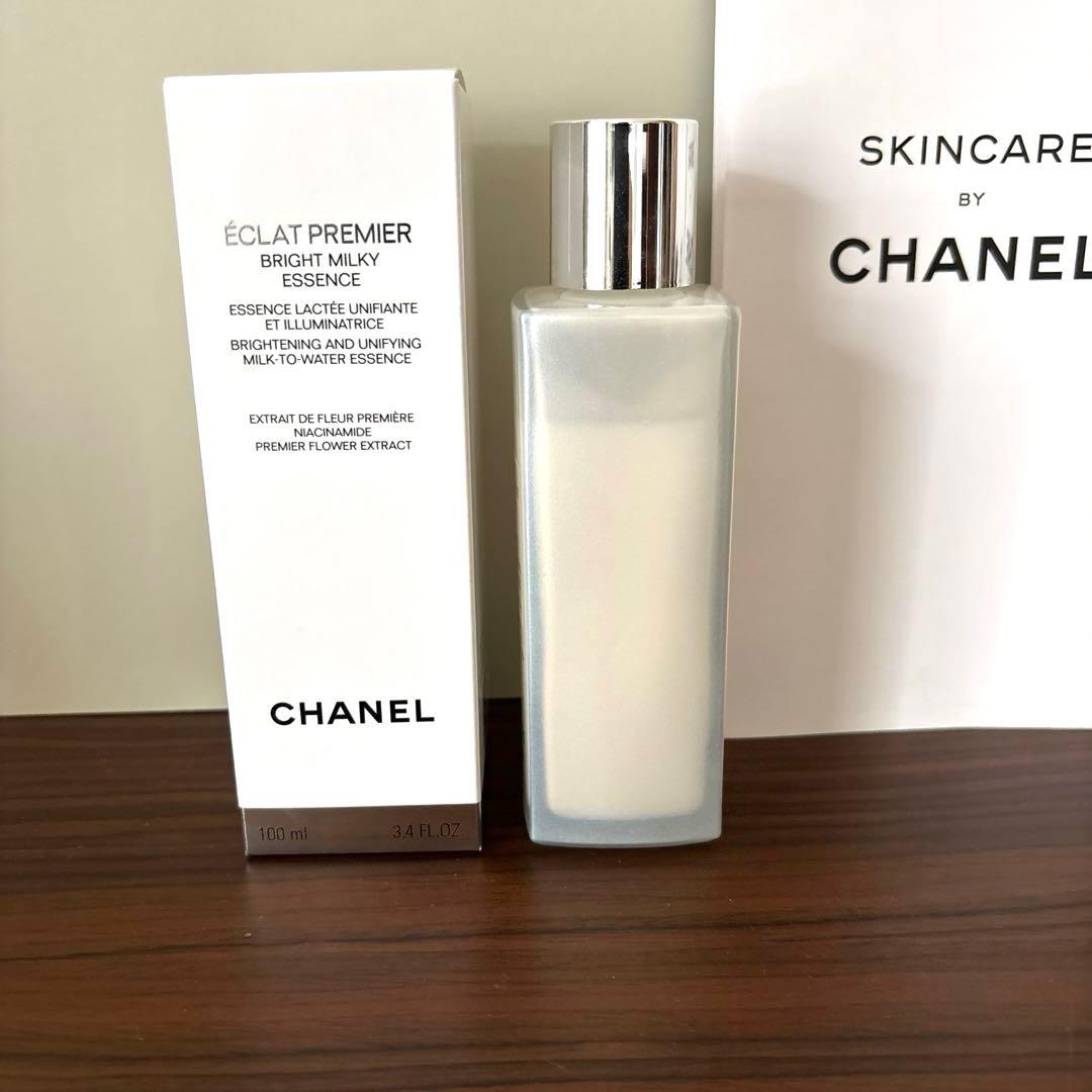 CHANEL　エクラ プルミエ ブライト ミルキー エッセンス