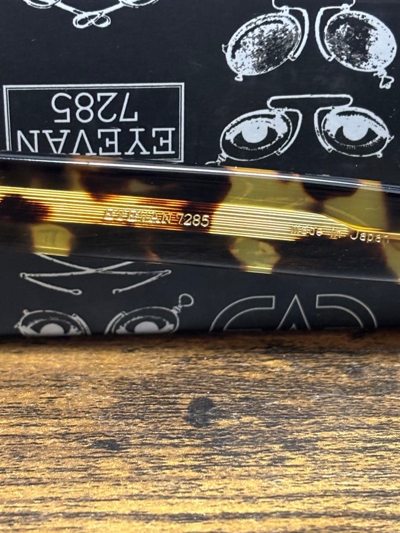 EYEVAN7282(アイヴァン7285)