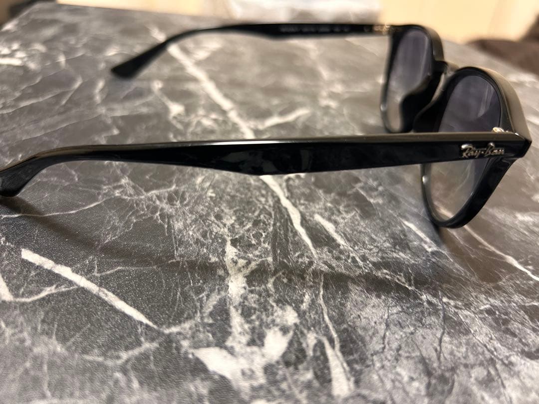 小物 Ray-Ban RB4259-F 601/19