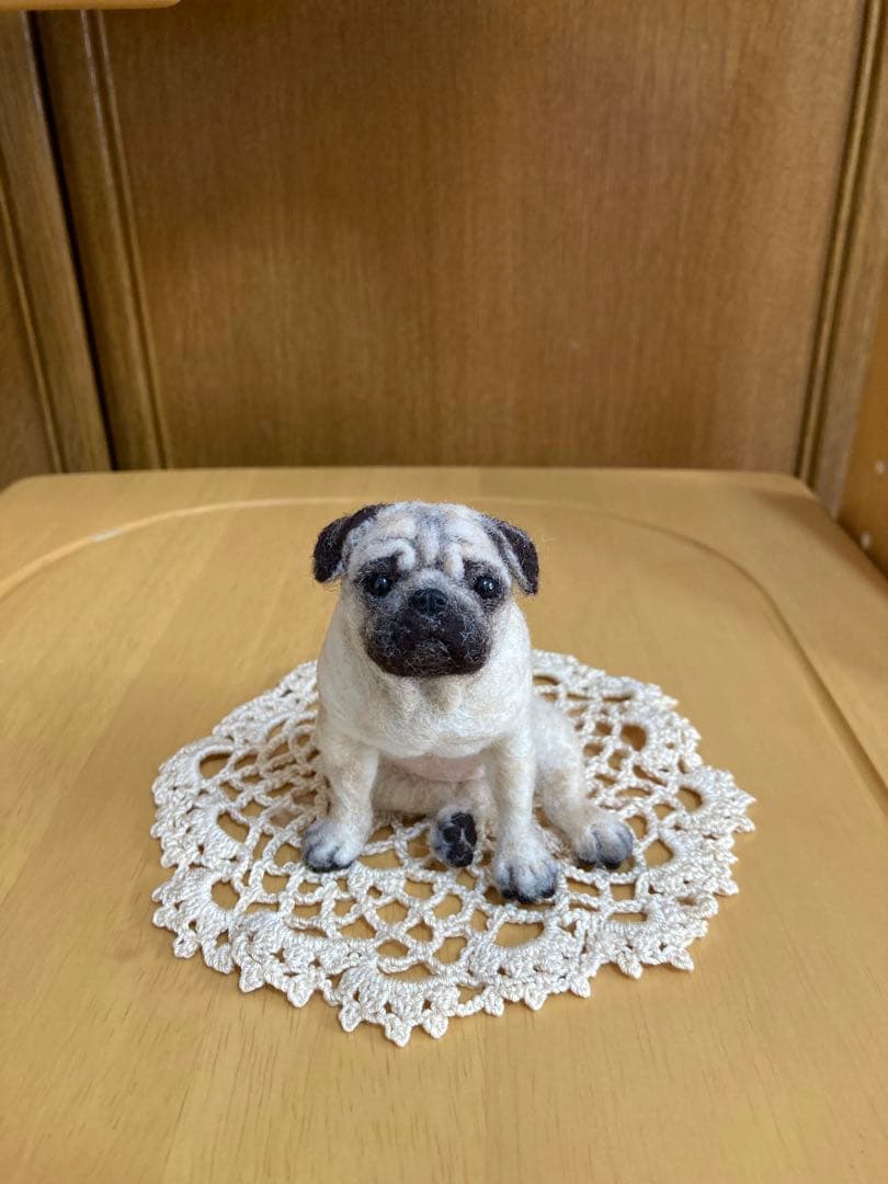 羊毛フェルト ハンドメイド　パグ