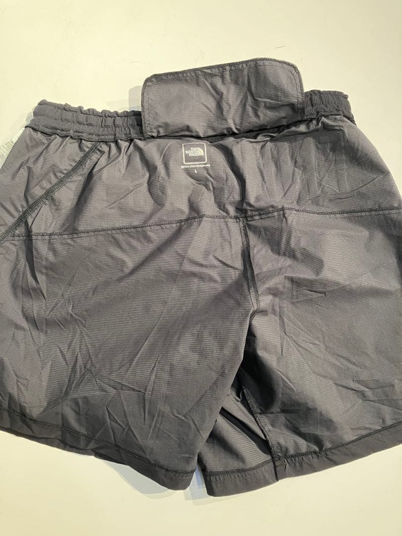 ノースフェイス、スワローテイルテイルポケットショーツ、Lサイズ、TNFRUN、