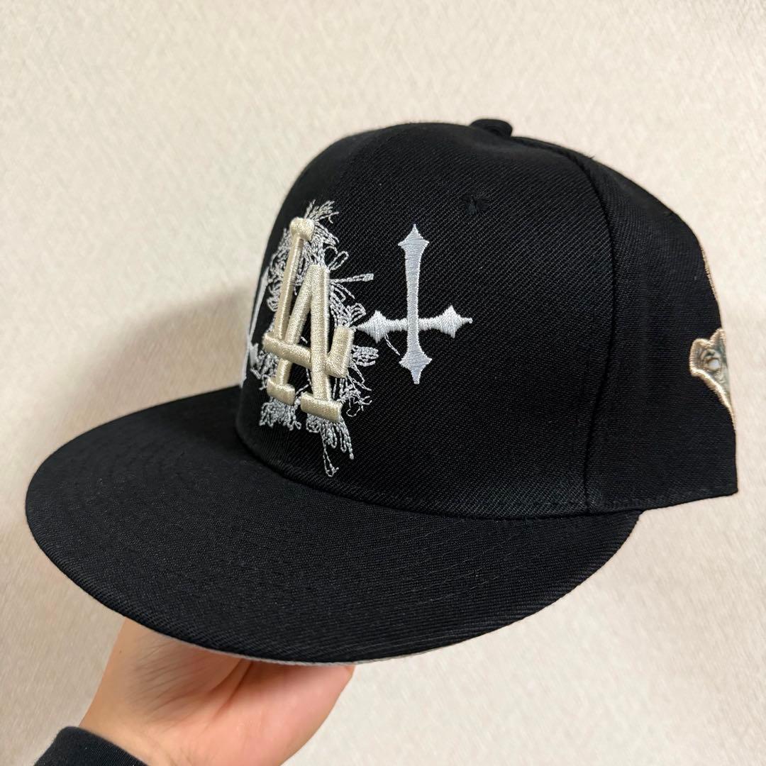 B*N様 【激渋】ロサンゼルス LA 逆クロス 天使刺繍 ベースボールキャップ