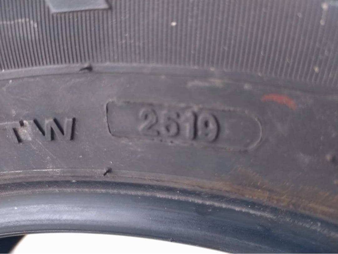 ATR SPORT　タイヤ　スタッドレス　195/65R15　中古　15インチ