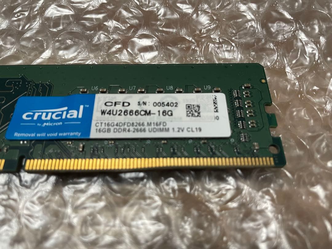 Crucial 16GB DDR4-2666MHz メモリー