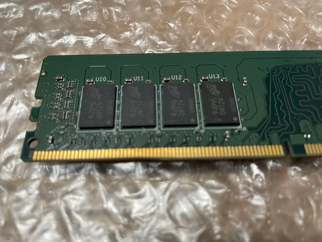 Crucial 16GB DDR4-2666MHz メモリー