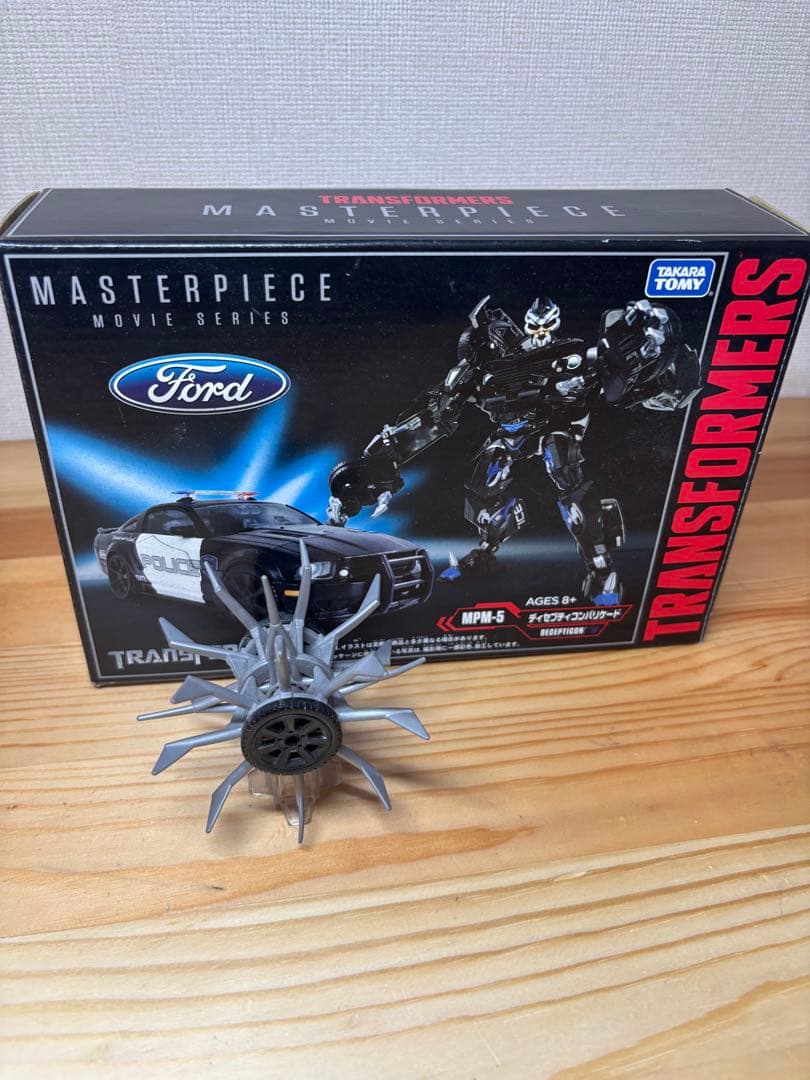 た*き様 トランスフォーマー　マスターピース　バリケード