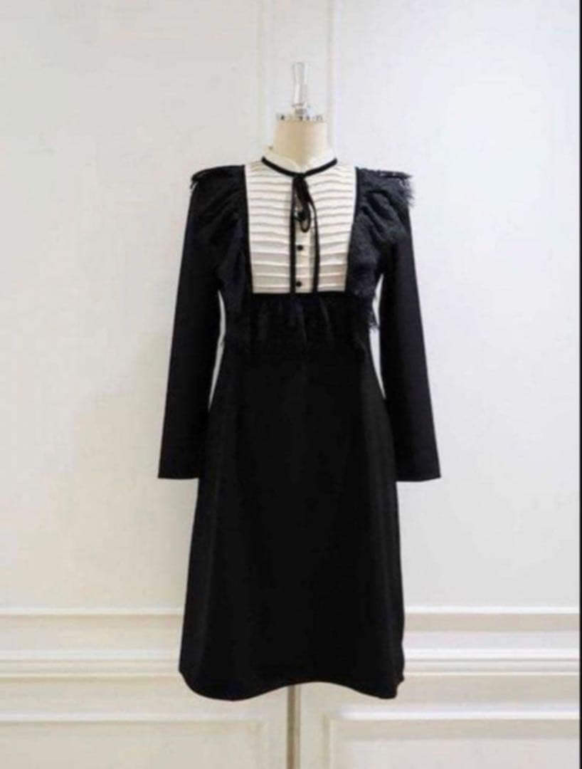 ワンピース Herlipto la seine dress M