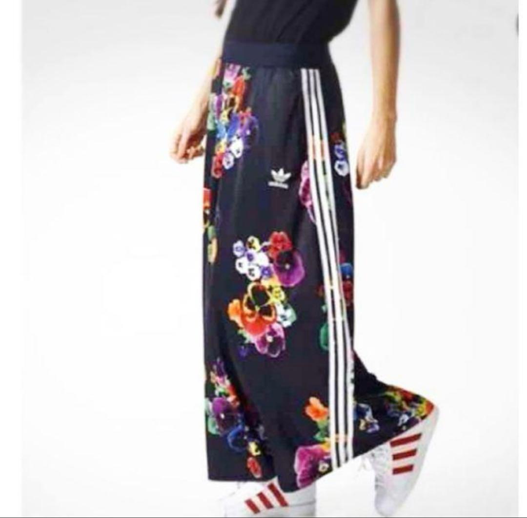 ✨レア柄✨アディダス　adidas 総花柄　ロングスカート　パンジー柄