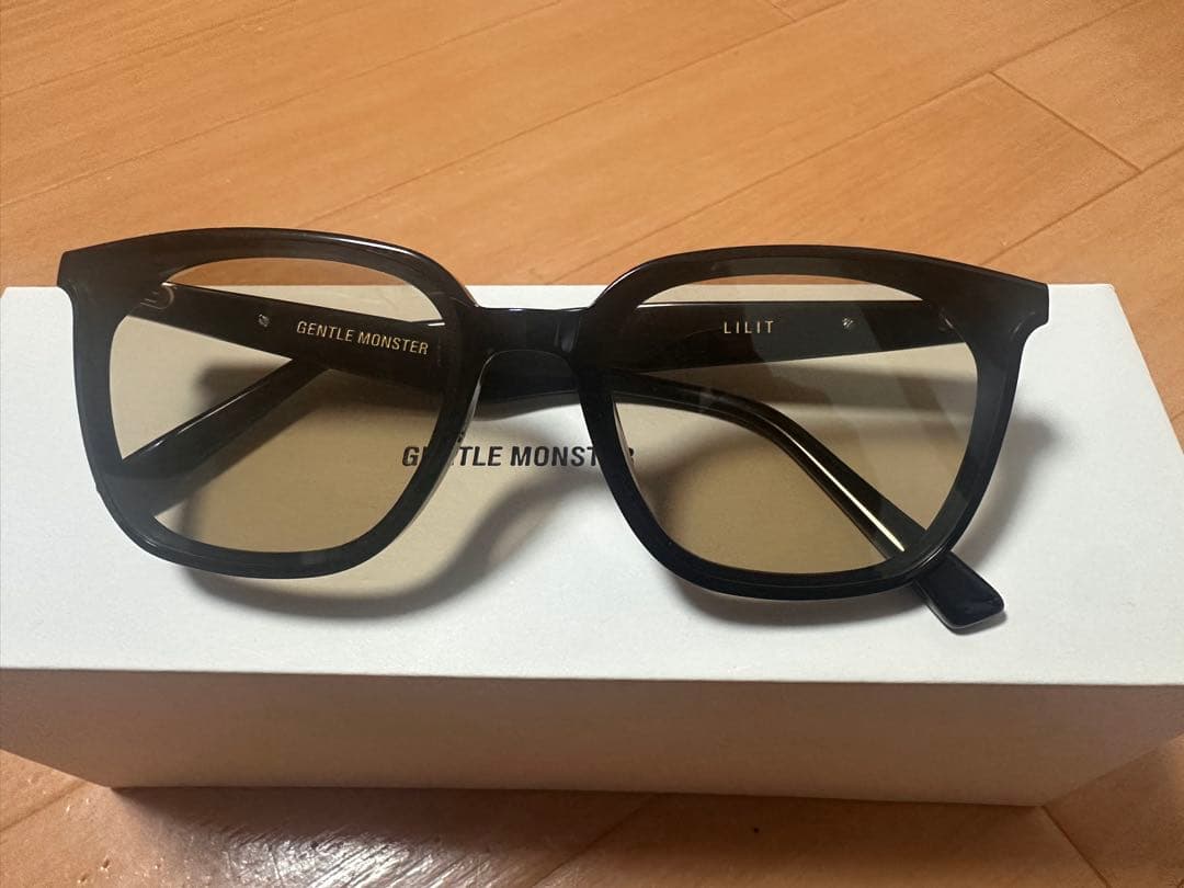 小物 GENTLE MONSTER LILIT