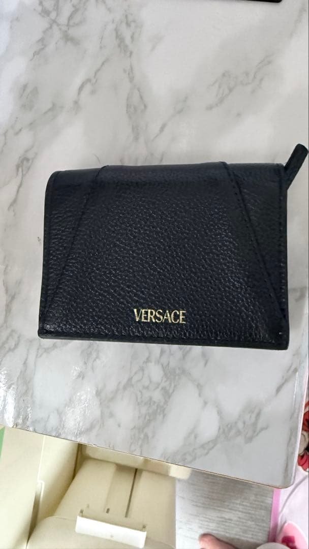 最終価格です！ VERSACE ブラック 二つ折り財布