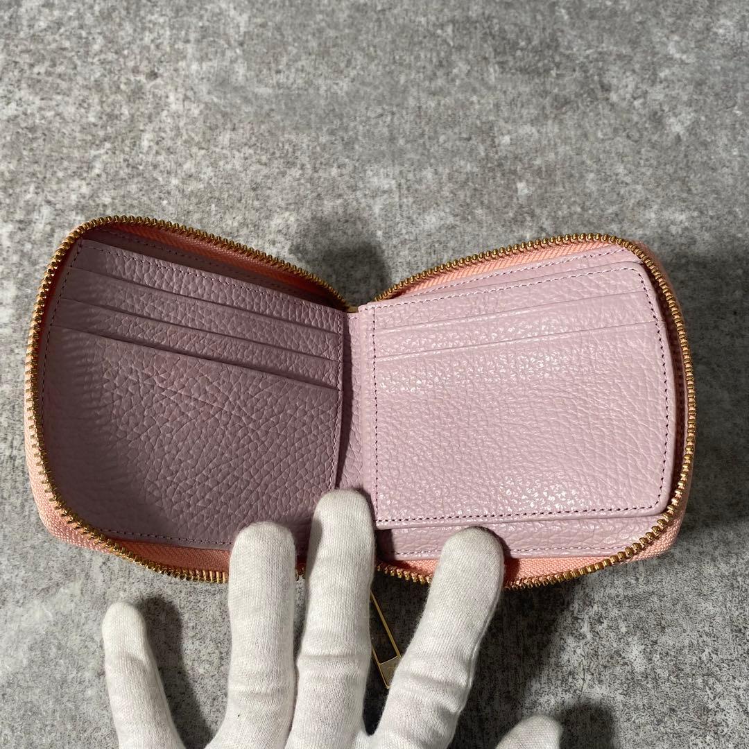 新品未使用　ハースケジュール　チュレット　二つ折り財布　ピンクホワイト