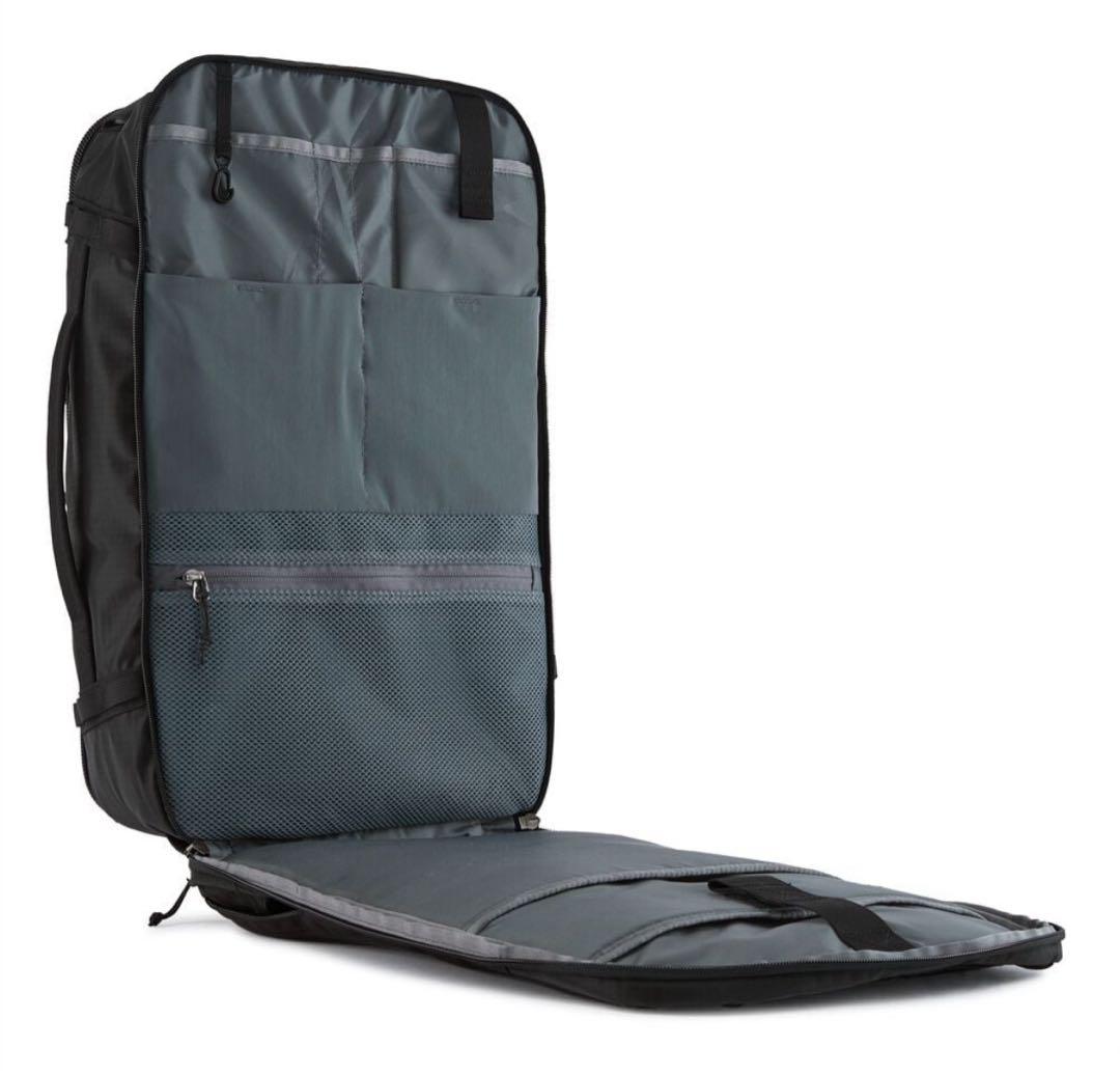 新品 パタゴニア SMDB ブラックホール ミニ MLC 30L 1泊 2泊