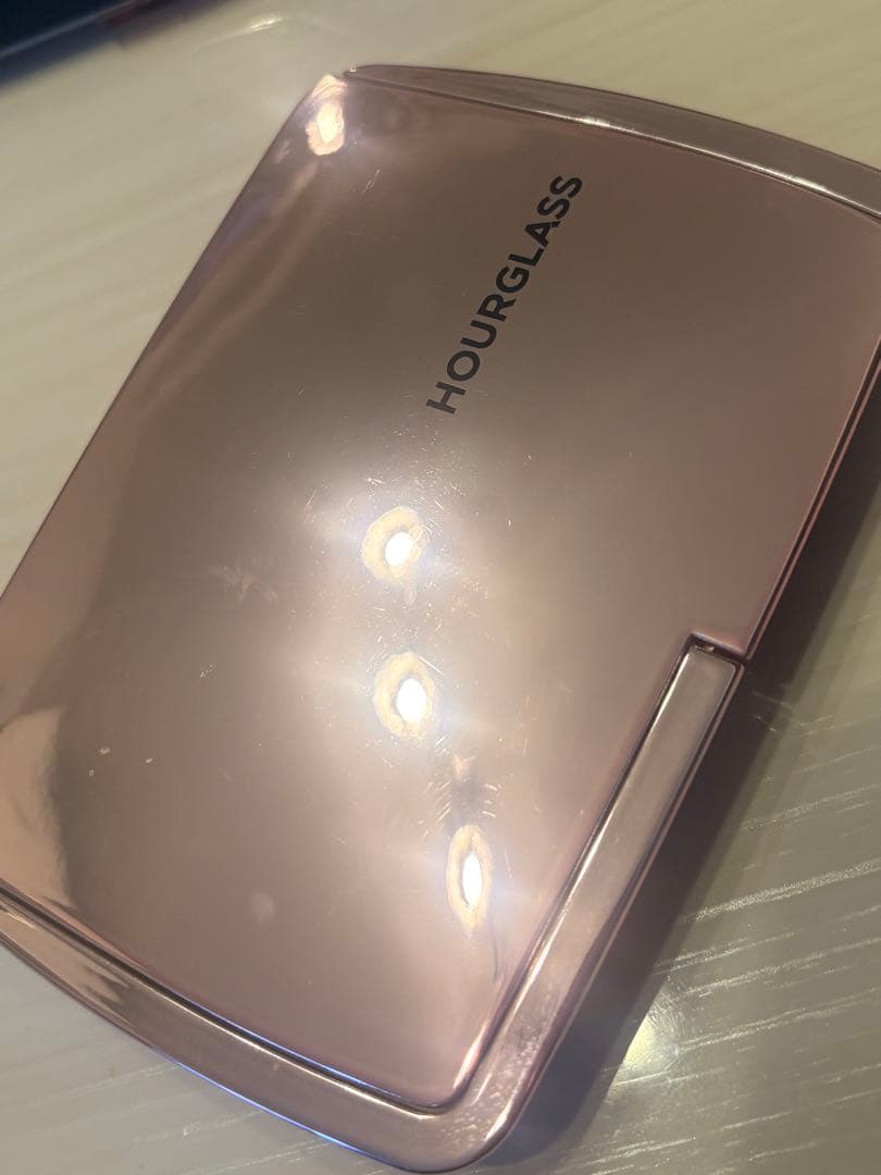 チーク HOURGLASS Ambient Lighting Edit Volume